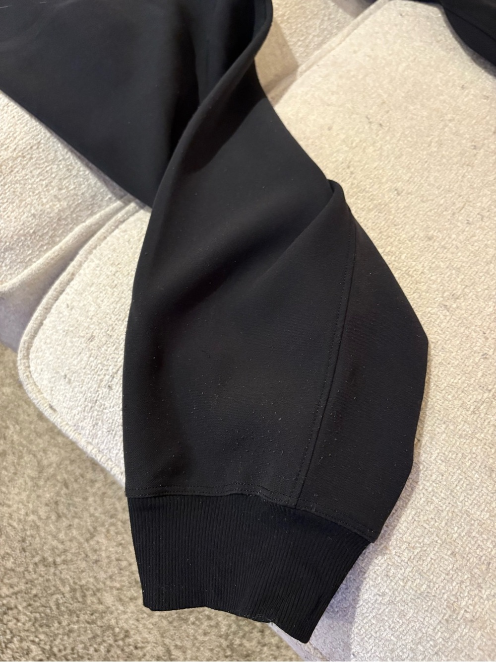 lululemon athletica Black Elastic-Waist Jogger Pants "On the Fly" - Picture 5 of 7